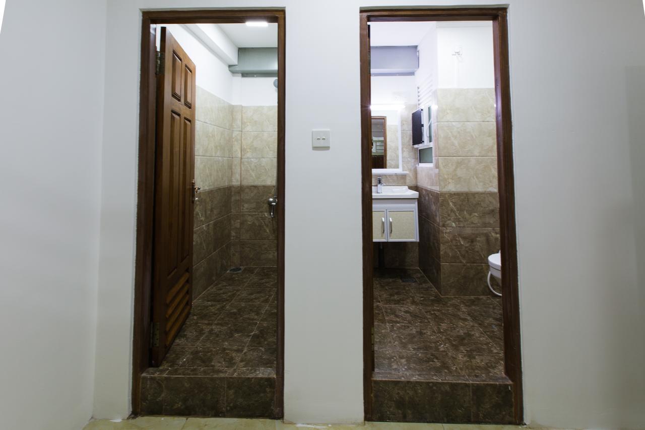 Hotel Metro Port *
